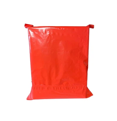 Rode item verpakking verzendzak